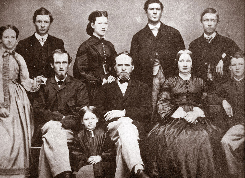 Zopher & Catherine DeLong and their children, ca. 1867
